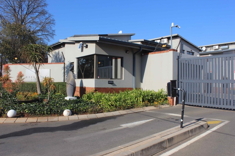 2 Bedroom Property for Sale in Glen Marais Gauteng