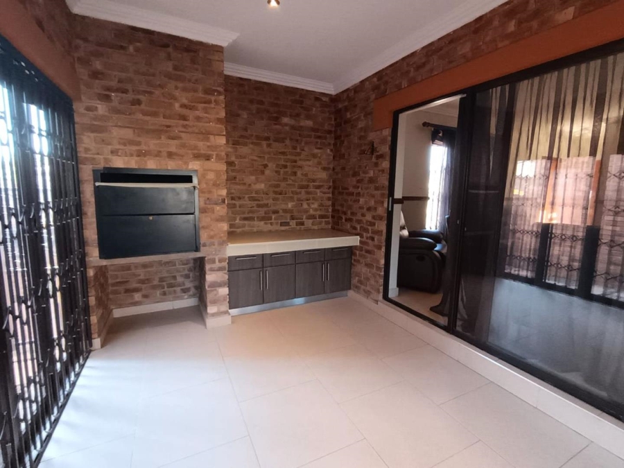 3 Bedroom Property for Sale in Bartlett Gauteng