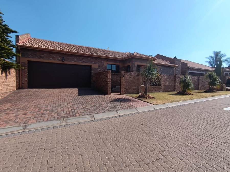 3 Bedroom Property for Sale in Bartlett Gauteng