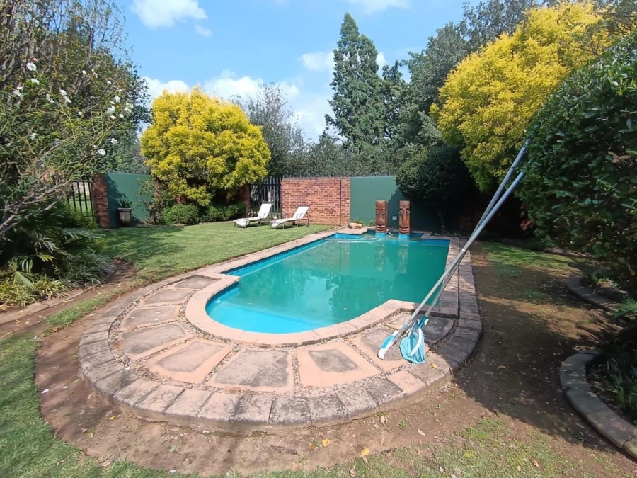 4 Bedroom Property for Sale in Norton Home Estate AH Gauteng