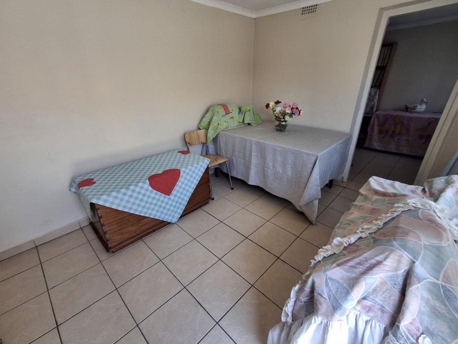 4 Bedroom Property for Sale in Bezuidenhout Valley Gauteng