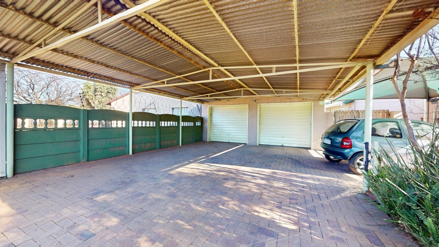 5 Bedroom Property for Sale in Witfield Gauteng