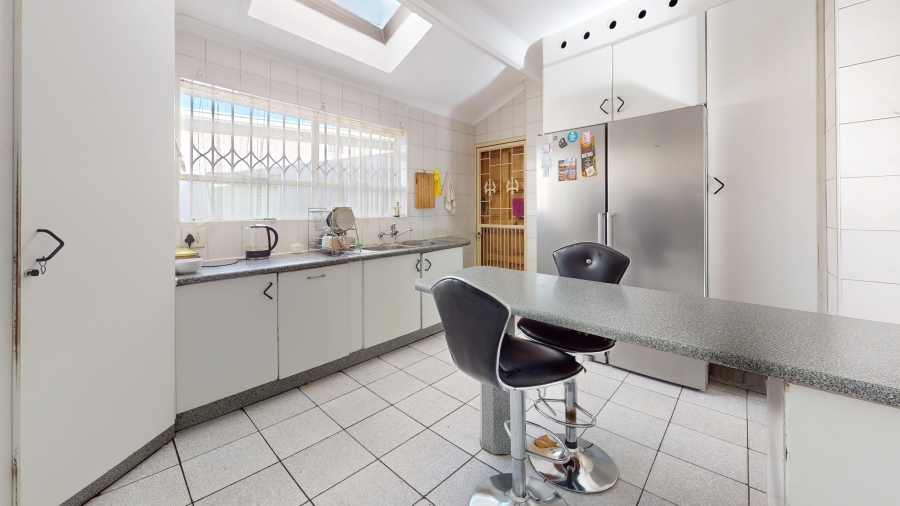 5 Bedroom Property for Sale in Witfield Gauteng
