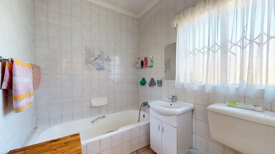 5 Bedroom Property for Sale in Witfield Gauteng