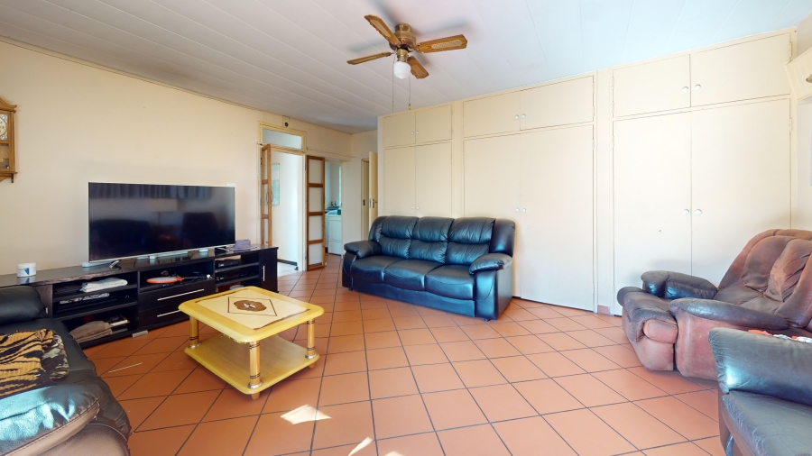 5 Bedroom Property for Sale in Witfield Gauteng