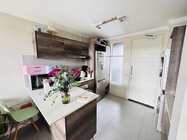 1 Bedroom Property for Sale in The Hills Game Reserve Estate Gauteng