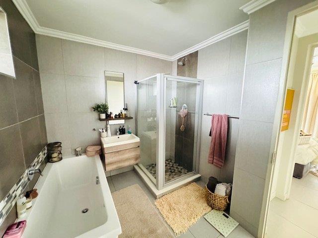 1 Bedroom Property for Sale in The Hills Game Reserve Estate Gauteng