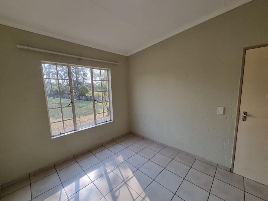 2 Bedroom Property for Sale in Norton Home Estate AH Gauteng