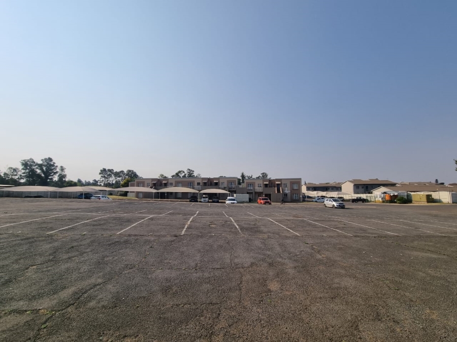 2 Bedroom Property for Sale in Norton Home Estate AH Gauteng
