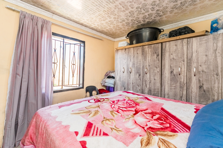 2 Bedroom Property for Sale in Thulani Gauteng
