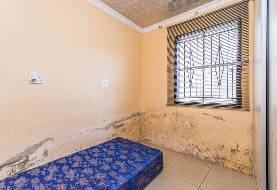 2 Bedroom Property for Sale in Thulani Gauteng