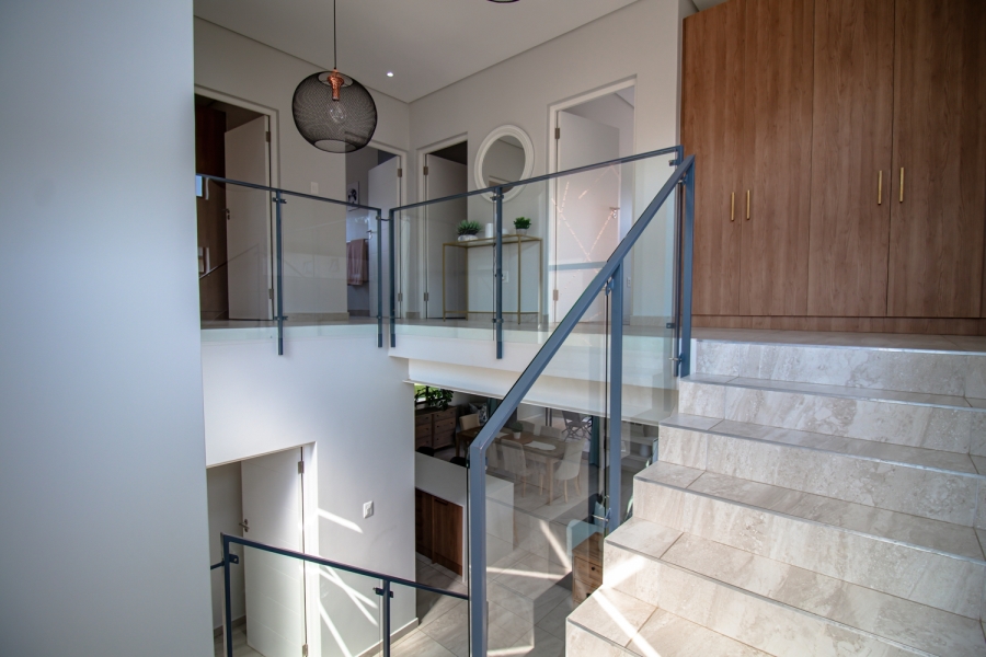 4 Bedroom Property for Sale in Carlswald Estate Gauteng