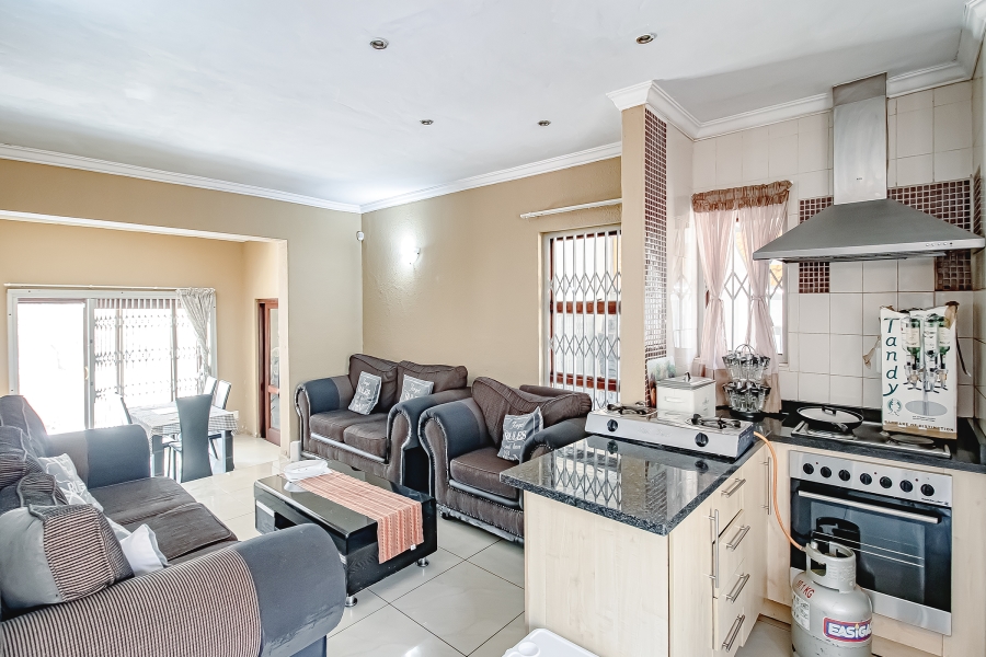 4 Bedroom Property for Sale in Amandasig Gauteng