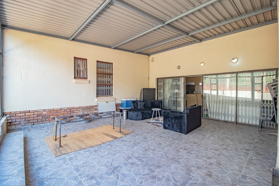 4 Bedroom Property for Sale in Amandasig Gauteng