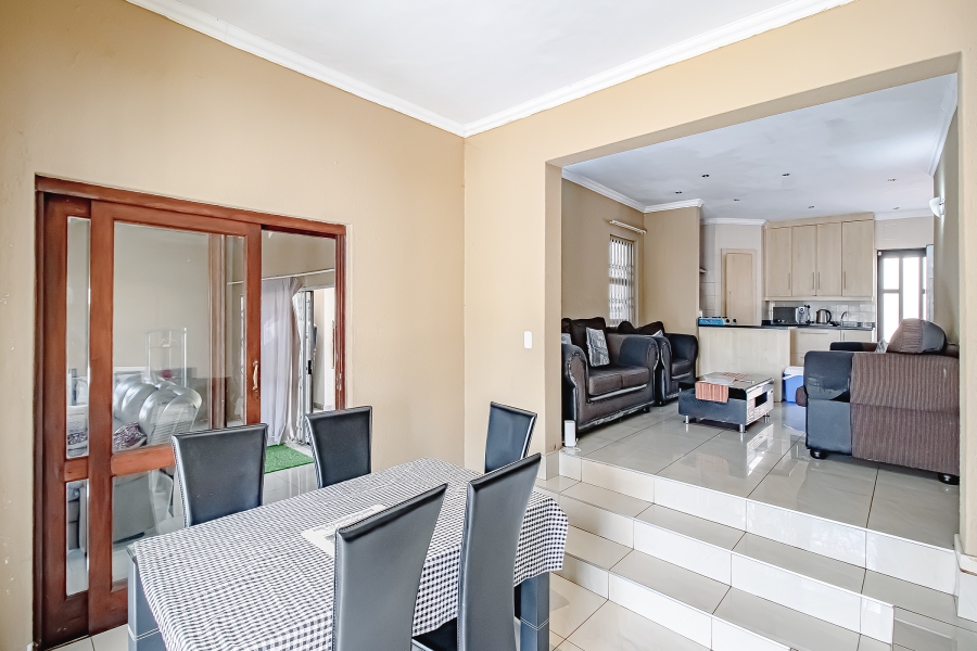 4 Bedroom Property for Sale in Amandasig Gauteng