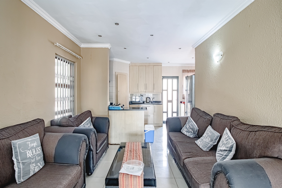 4 Bedroom Property for Sale in Amandasig Gauteng
