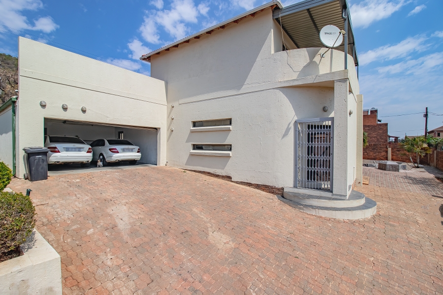 4 Bedroom Property for Sale in Amandasig Gauteng