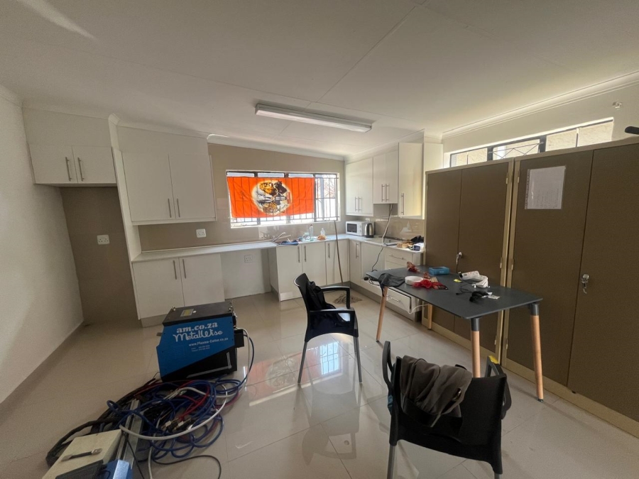 1 Bedroom Property for Sale in Edendale Gauteng