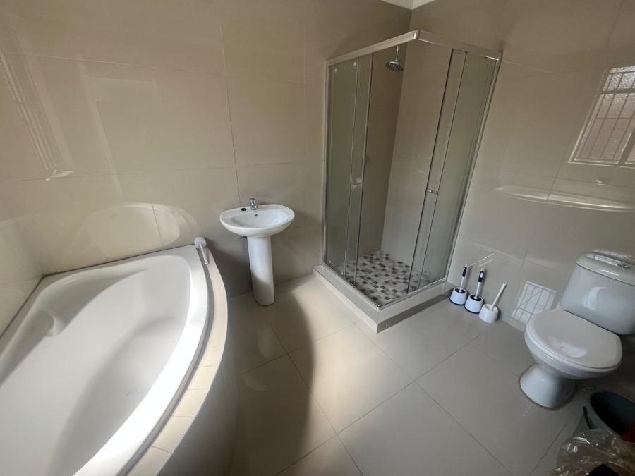 1 Bedroom Property for Sale in Edendale Gauteng
