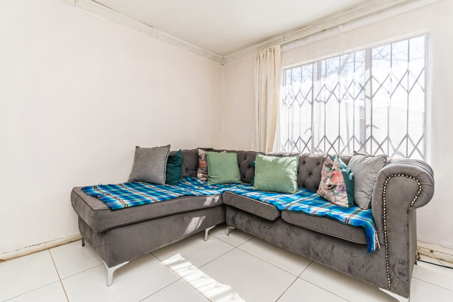 2 Bedroom Property for Sale in Cosmo City Gauteng