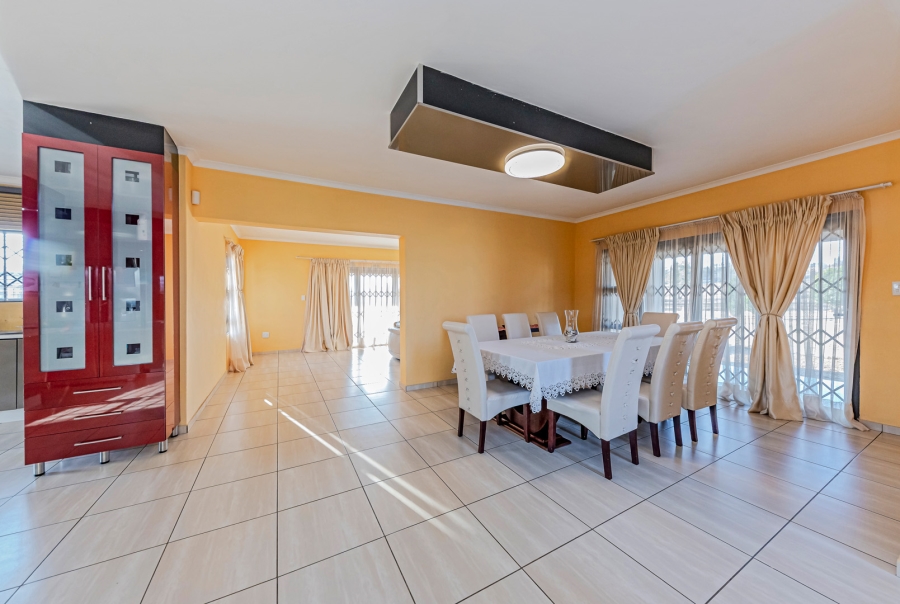 4 Bedroom Property for Sale in Lanseria Gauteng