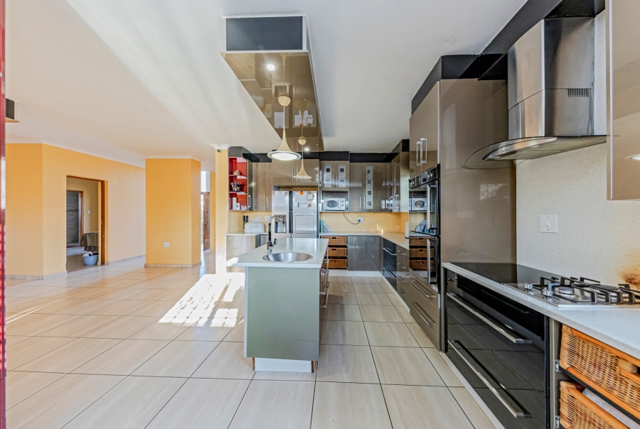 4 Bedroom Property for Sale in Lanseria Gauteng