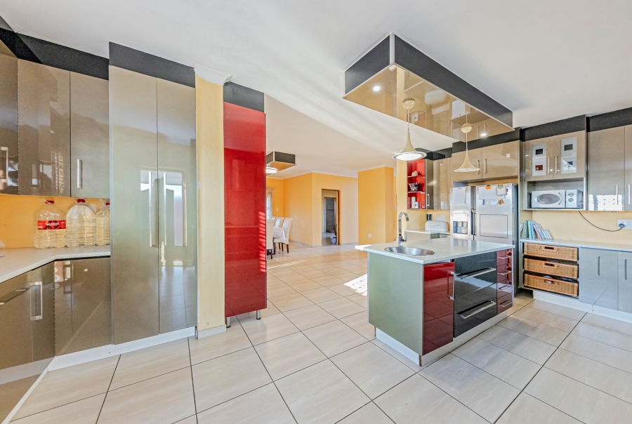 4 Bedroom Property for Sale in Lanseria Gauteng