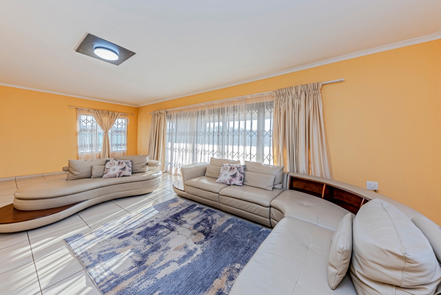 4 Bedroom Property for Sale in Lanseria Gauteng