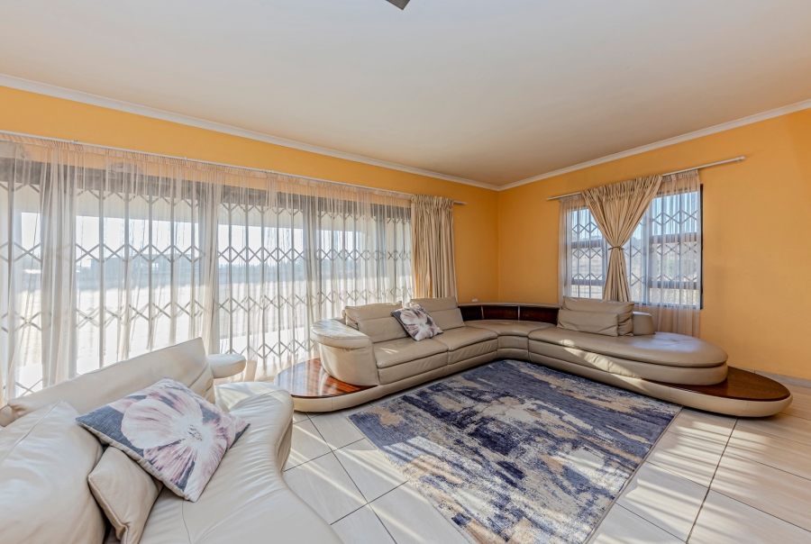 4 Bedroom Property for Sale in Lanseria Gauteng
