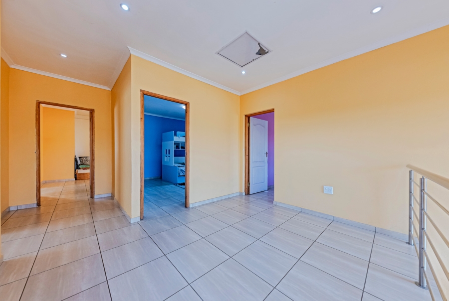 4 Bedroom Property for Sale in Lanseria Gauteng
