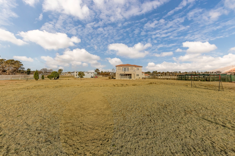 4 Bedroom Property for Sale in Lanseria Gauteng