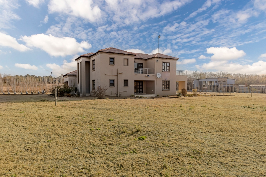4 Bedroom Property for Sale in Lanseria Gauteng