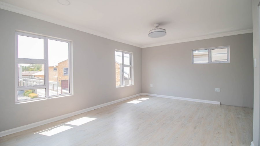 4 Bedroom Property for Sale in Beyers Park Gauteng