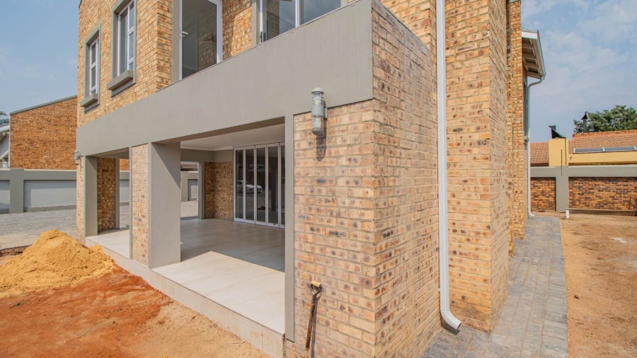 4 Bedroom Property for Sale in Beyers Park Gauteng