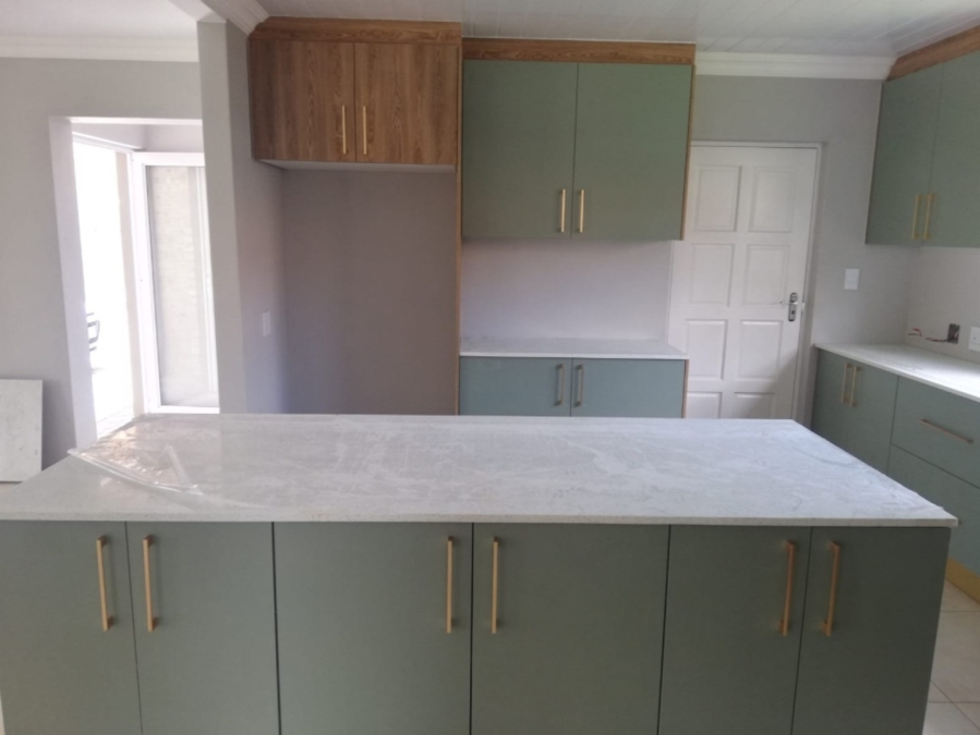 4 Bedroom Property for Sale in Beyers Park Gauteng