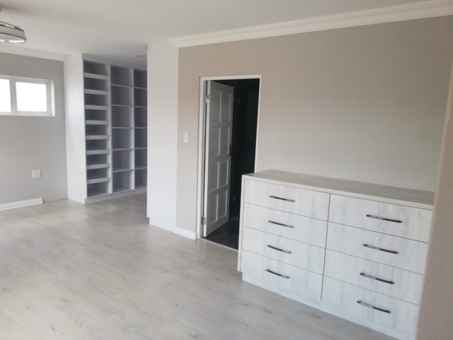 4 Bedroom Property for Sale in Beyers Park Gauteng