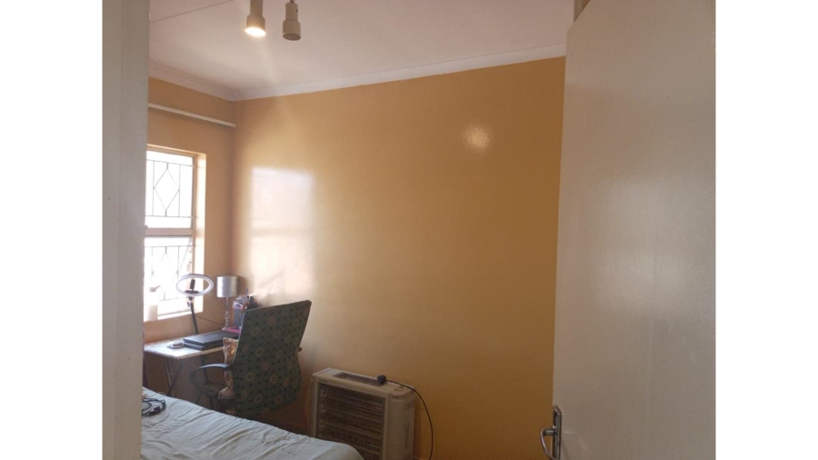 2 Bedroom Property for Sale in Buccleuch Gauteng