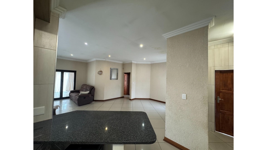 3 Bedroom Property for Sale in Thatchfield Hills Gauteng