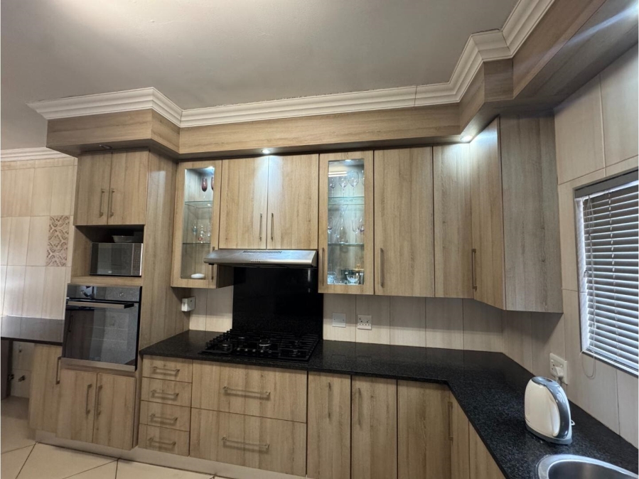 3 Bedroom Property for Sale in Thatchfield Hills Gauteng