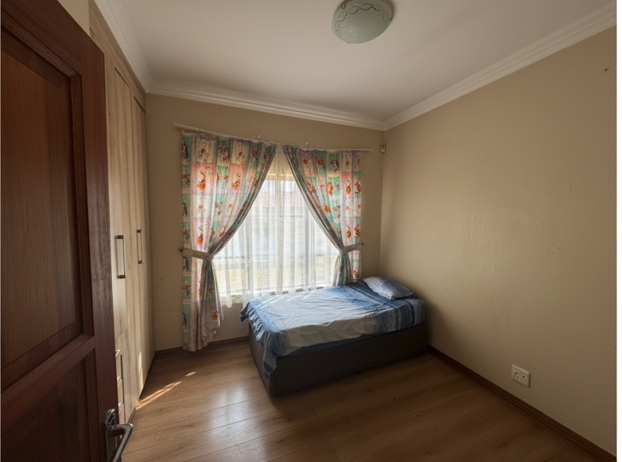 3 Bedroom Property for Sale in Thatchfield Hills Gauteng