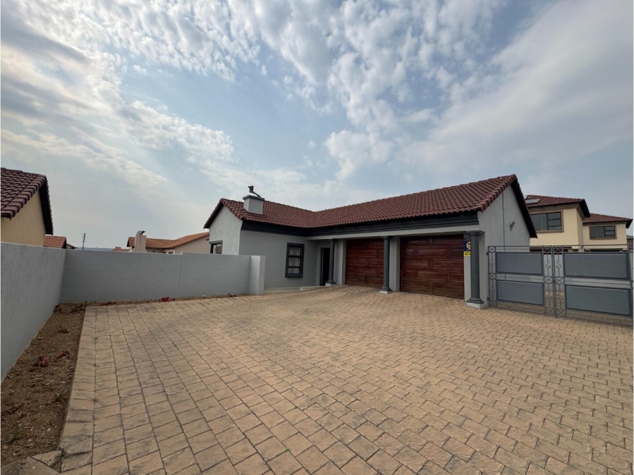 3 Bedroom Property for Sale in Thatchfield Hills Gauteng