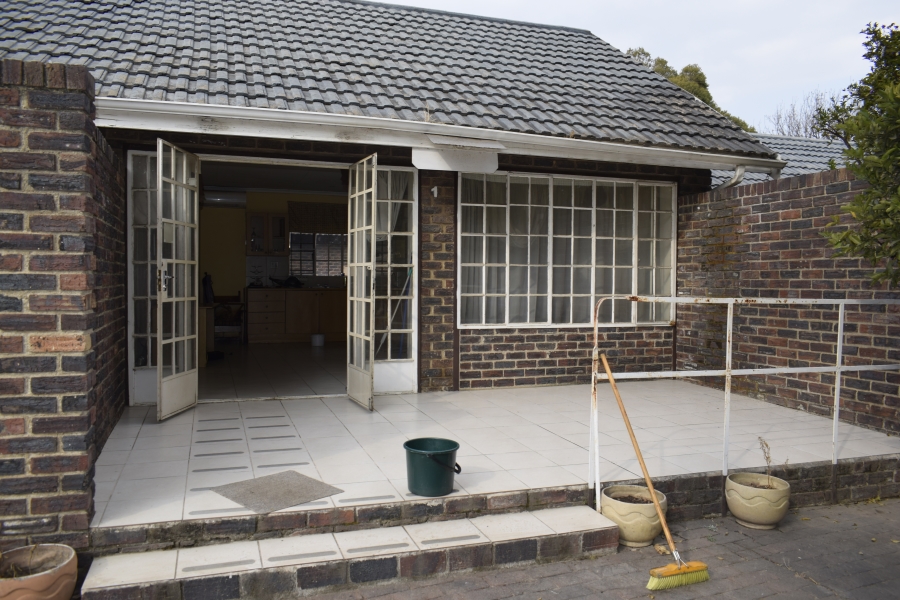 4 Bedroom Property for Sale in Inadan Gauteng