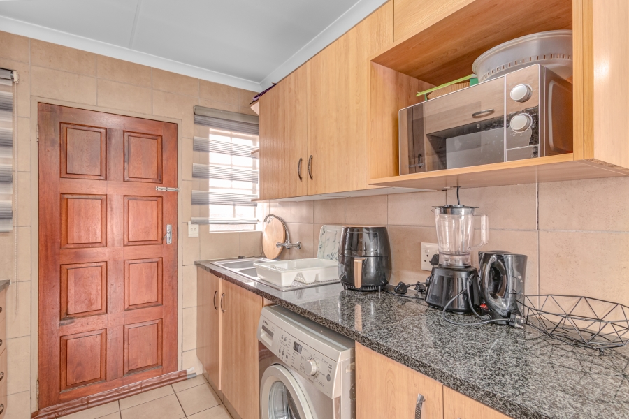 3 Bedroom Property for Sale in Thatch Hill Estate Gauteng