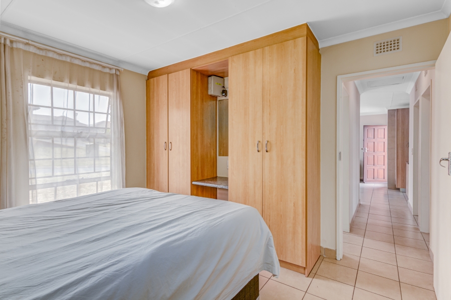 3 Bedroom Property for Sale in Thatch Hill Estate Gauteng