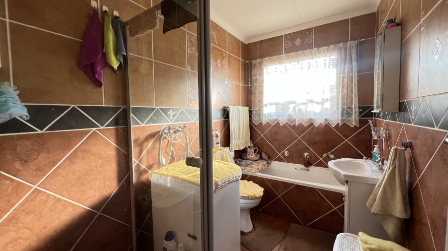 2 Bedroom Property for Sale in Quellerie Park Gauteng