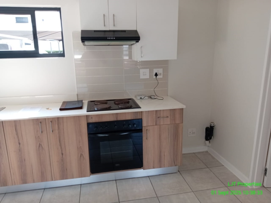 To Let 1 Bedroom Property for Rent in Witfield Gauteng