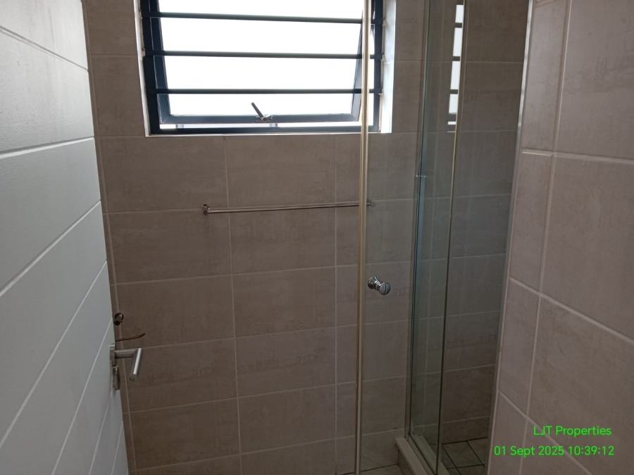 To Let 1 Bedroom Property for Rent in Witfield Gauteng