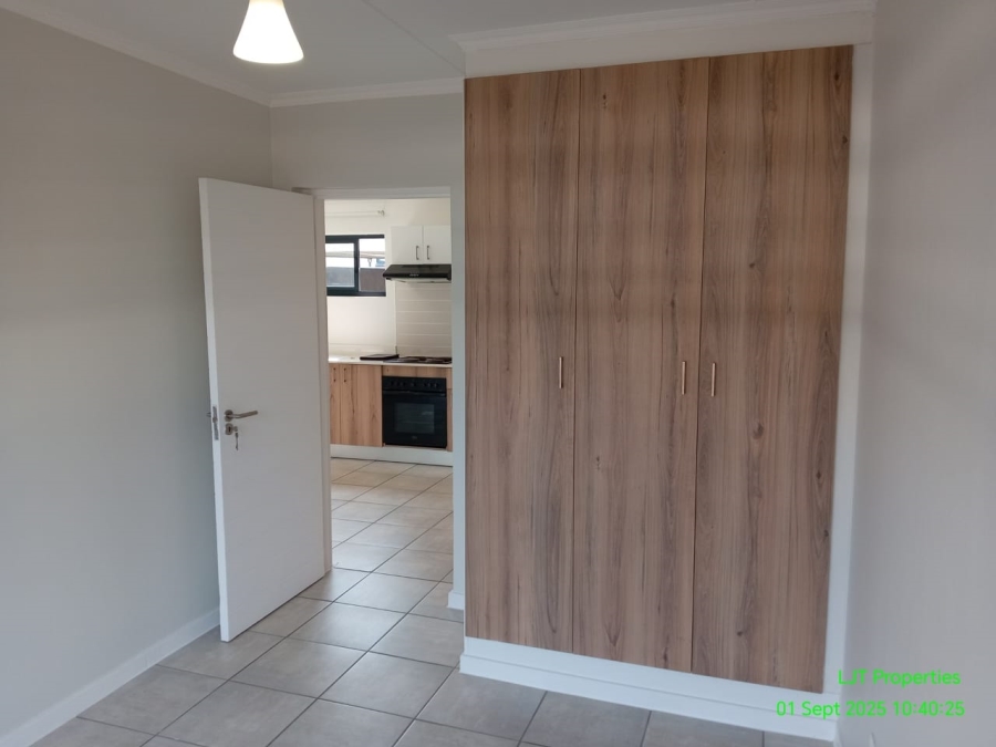 To Let 1 Bedroom Property for Rent in Witfield Gauteng