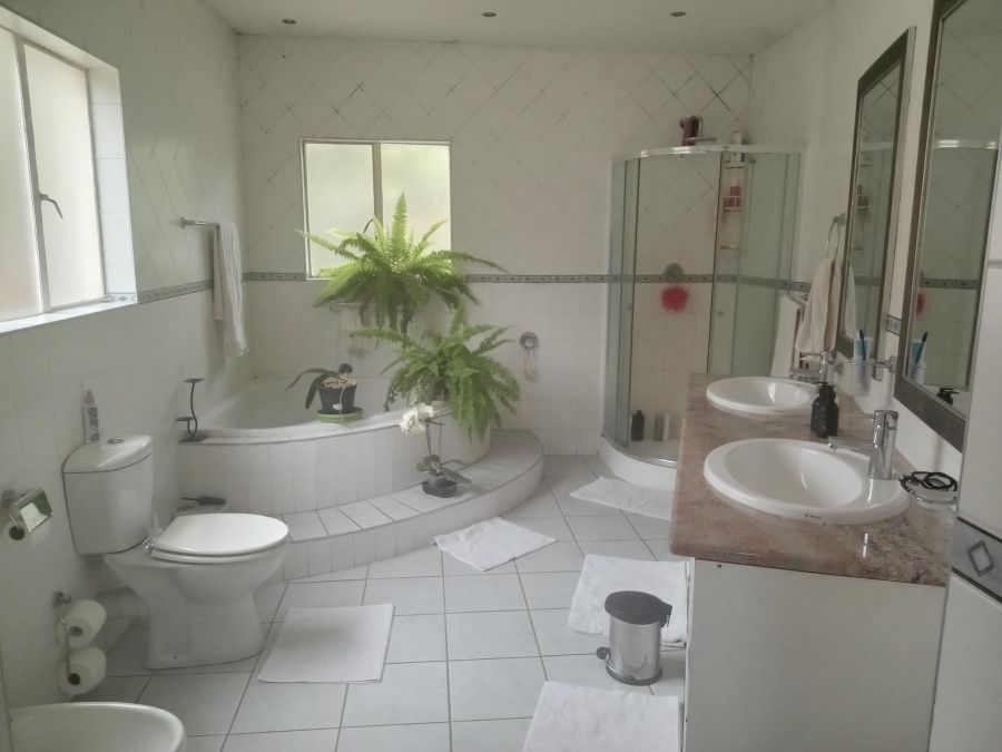 4 Bedroom Property for Sale in Ferndale Gauteng