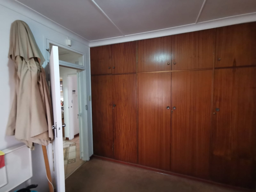 4 Bedroom Property for Sale in Verwoerdpark Gauteng